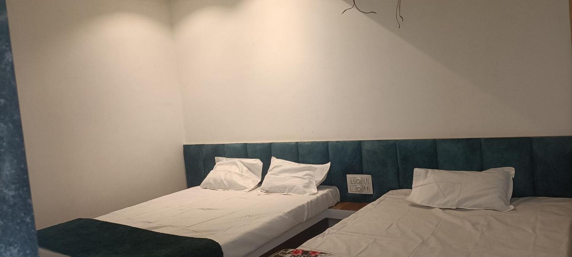 Maharaja Guest House Nashikkar Akalkot Dış mekan fotoğraf